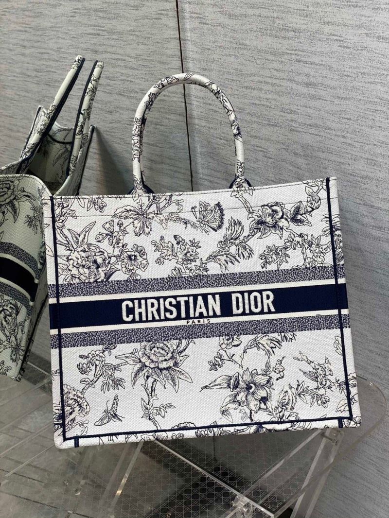 Christian Dior Shopping Bags